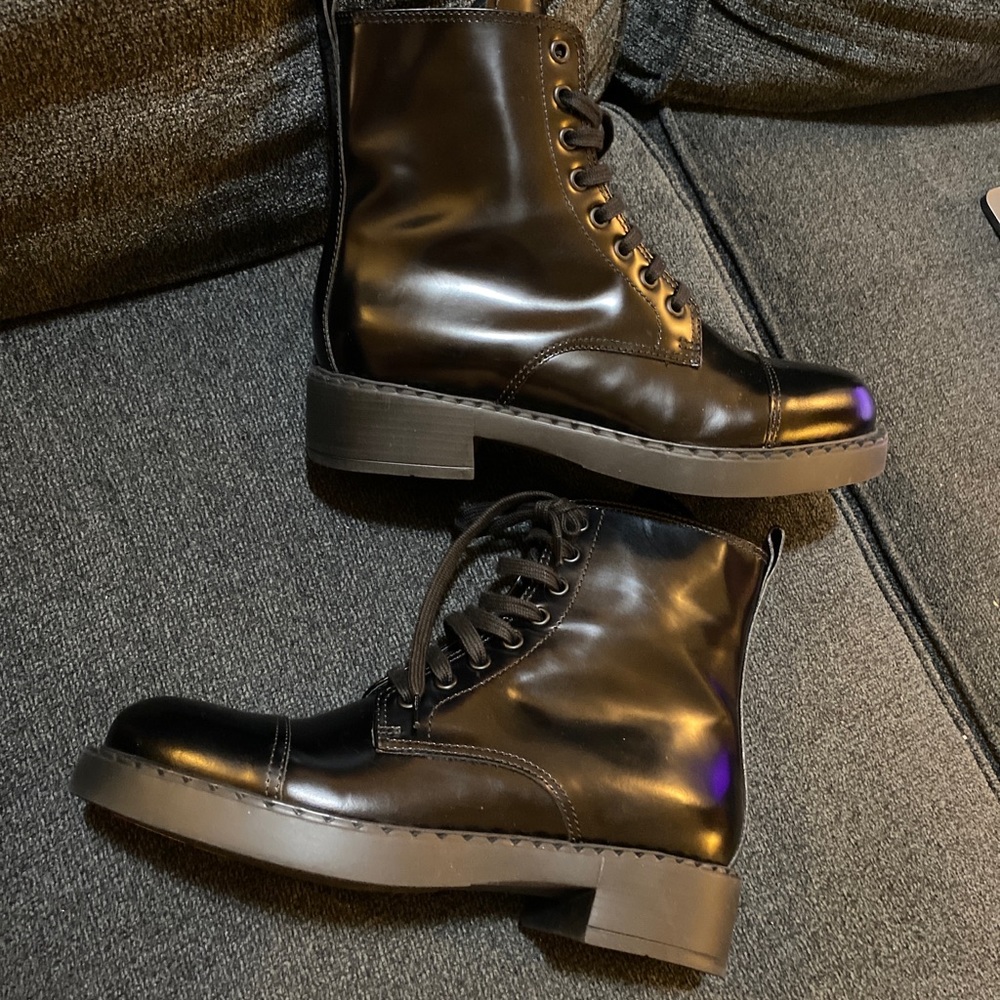 Prada Chocolate Combat Boot size 40 - Picture 2 of 4